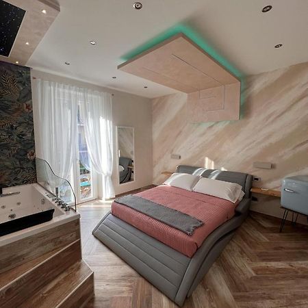 Suites Matteotti 57 奇维塔韦基亚 外观 照片
