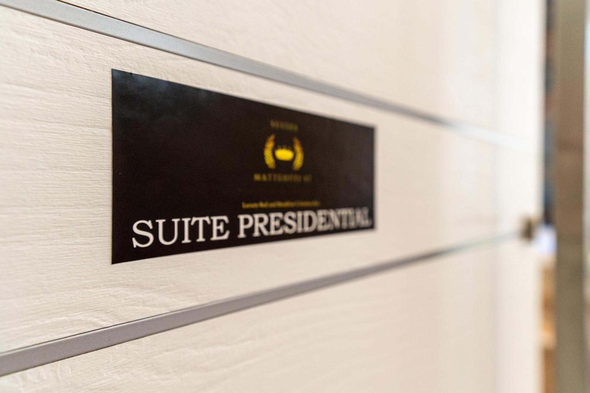 Suites Matteotti 57 奇维塔韦基亚 外观 照片