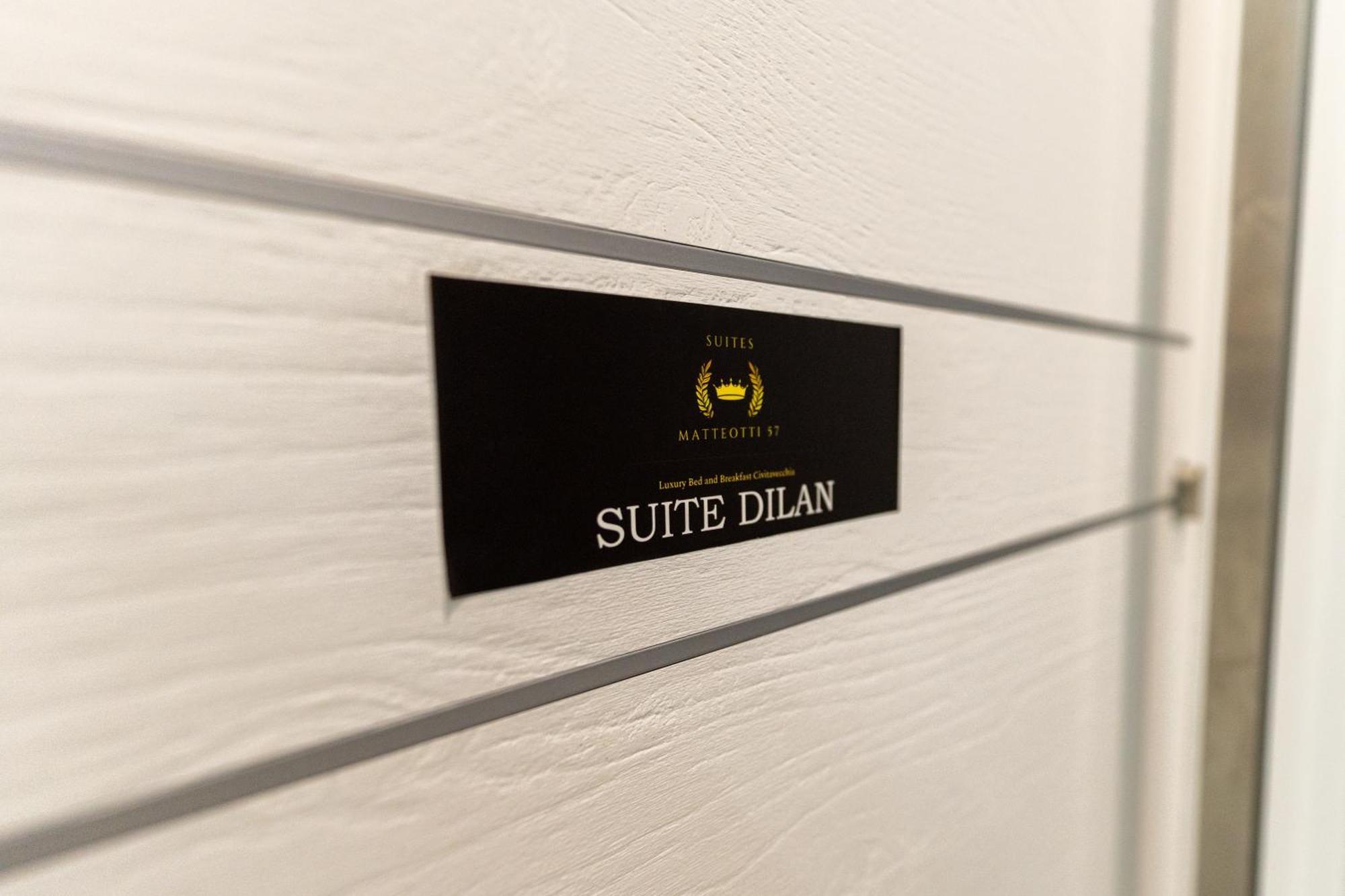 Suites Matteotti 57 奇维塔韦基亚 外观 照片